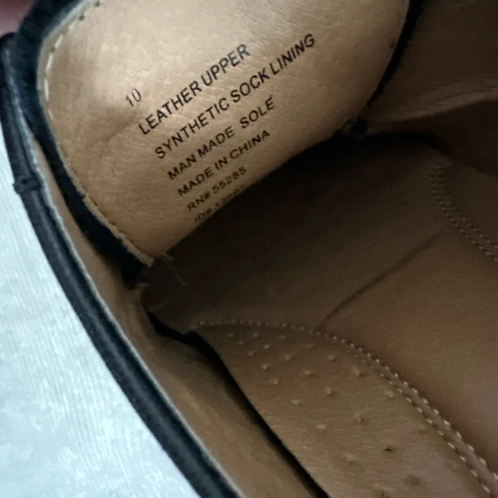 Express Oxford Leather Upper Dress Shoes Men’s Size 10  EUC
